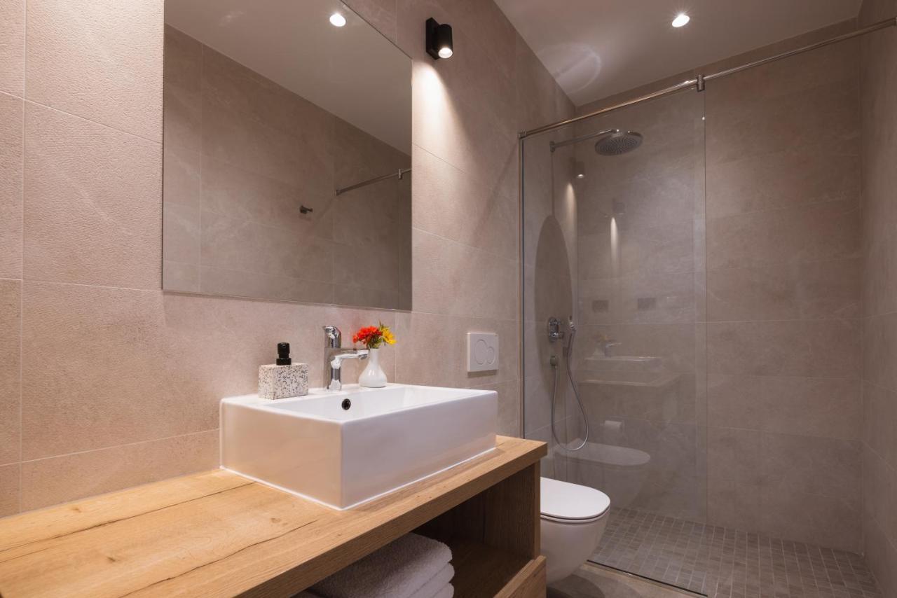Apartmani Stipe Brela Esterno foto